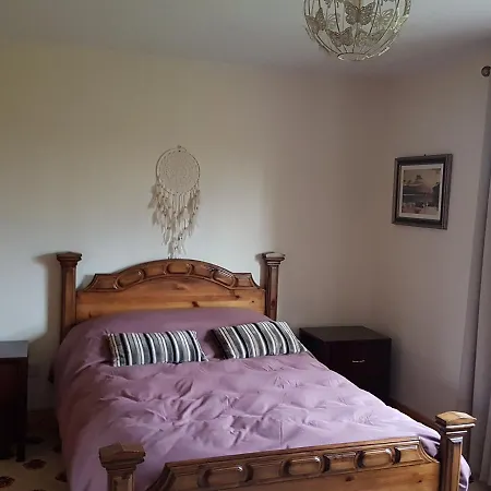 Bed & Breakfast The Farmhouse Accomodation Claremorris